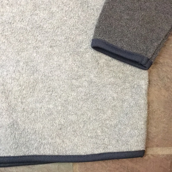 Old Navy Fleece Sweater - Picture 4 of 8